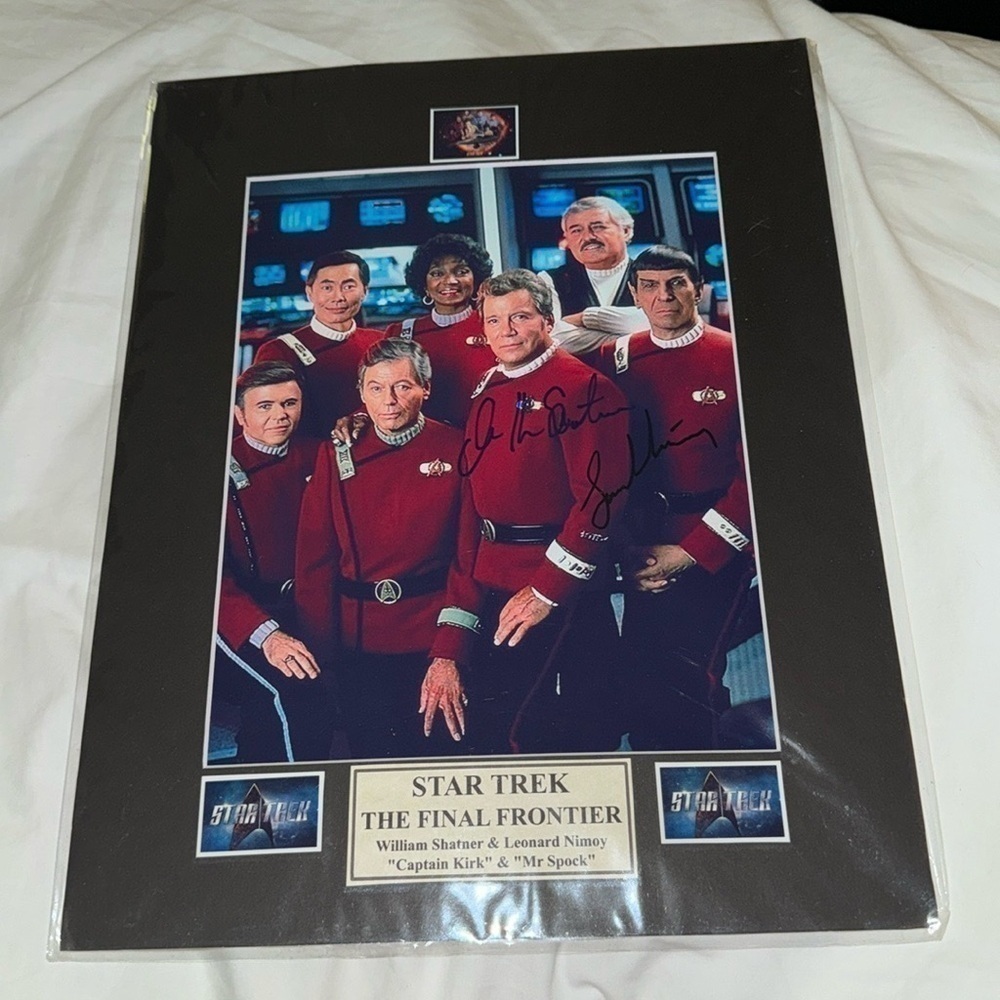 - William shatner LEONARD NIMOY MR. Spock signed photo STAR TREK​